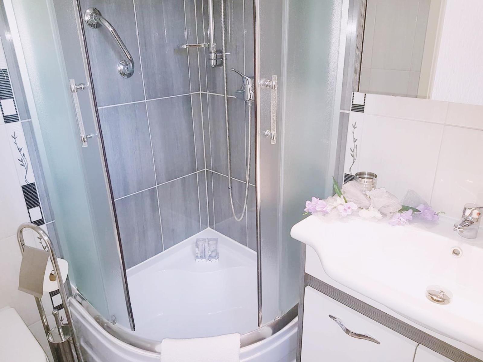 Apartments Marija Nada Малинска Екстериор снимка