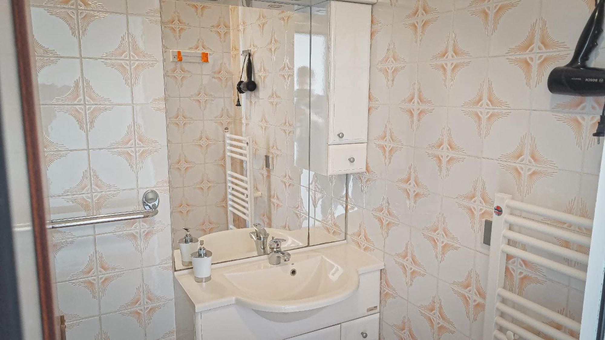 Apartments Marija Nada Малинска Екстериор снимка